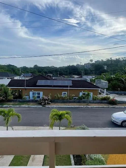 Makema'S Holiday Let Runaway Bay Jamaica